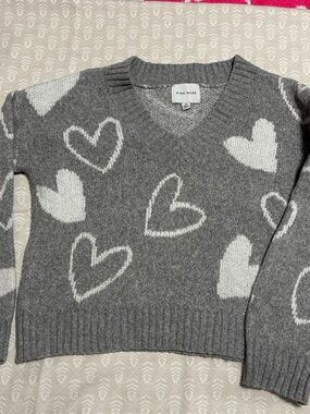 Pink Rose Women's Gray Heart V-Neck Sweater